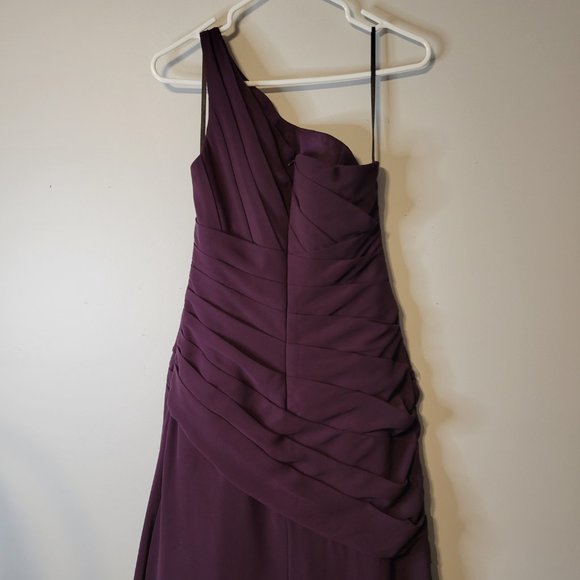 VitShoulder Full Length Purple Gown Says size 6 fits more like a 4 ! - Picture 11 of 15